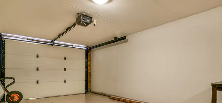Top-Rated Garage Door Opener Installation in Sherbrooke, QC